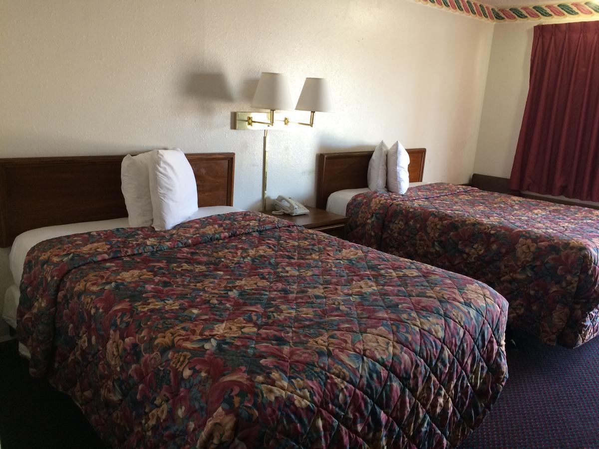 Seminole Rexdale Inn מראה חיצוני תמונה