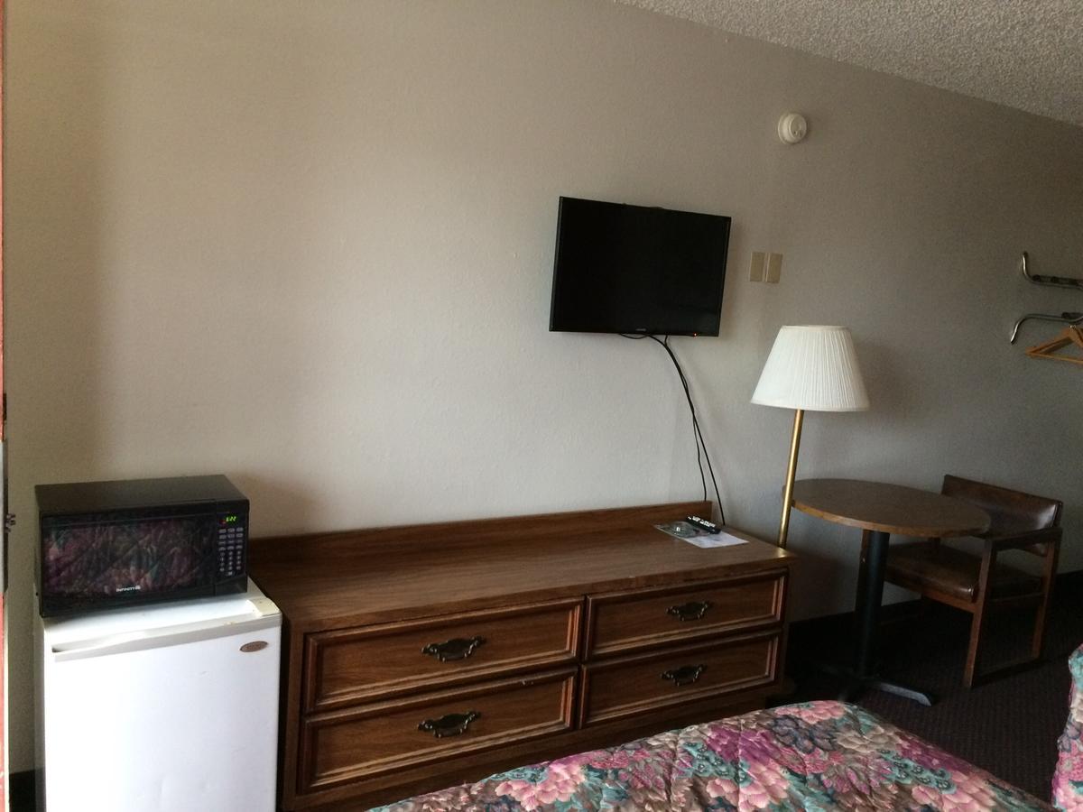 Seminole Rexdale Inn מראה חיצוני תמונה