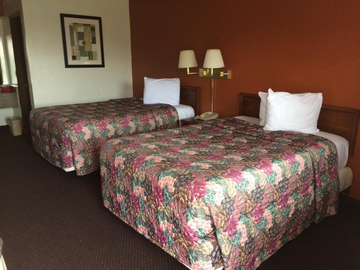 Seminole Rexdale Inn מראה חיצוני תמונה