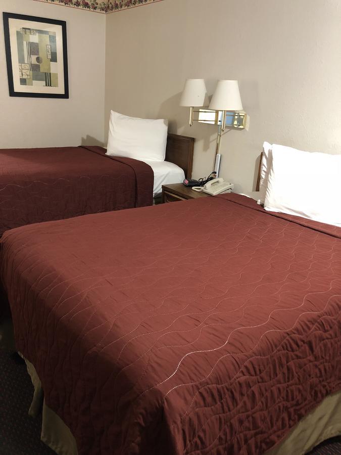Seminole Rexdale Inn מראה חיצוני תמונה