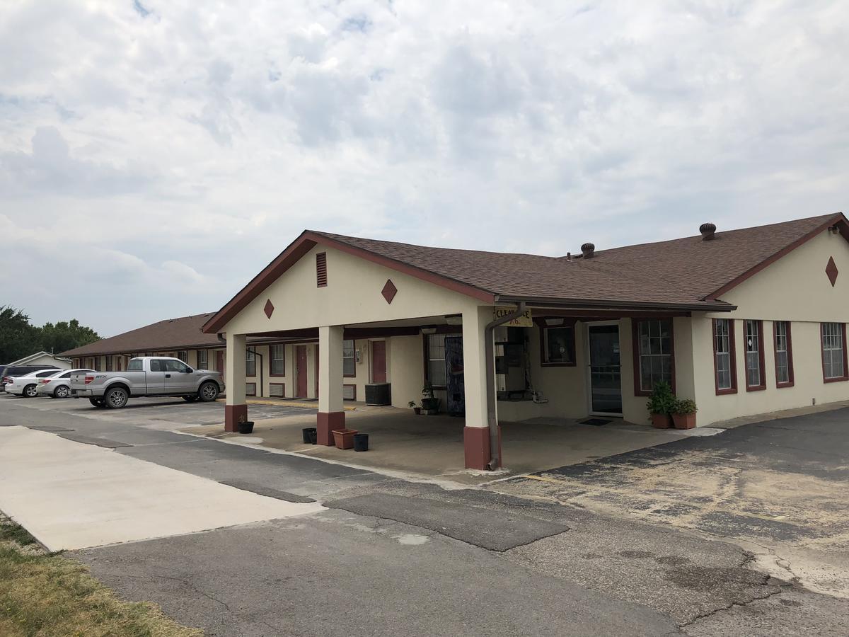 Seminole Rexdale Inn מראה חיצוני תמונה